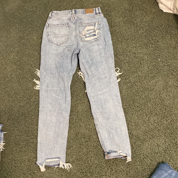 American eagle ripped jeans - Picture 2 of 2